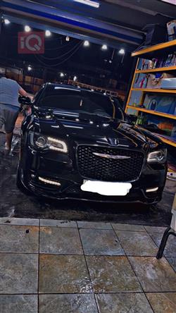 كرايسلر 300
